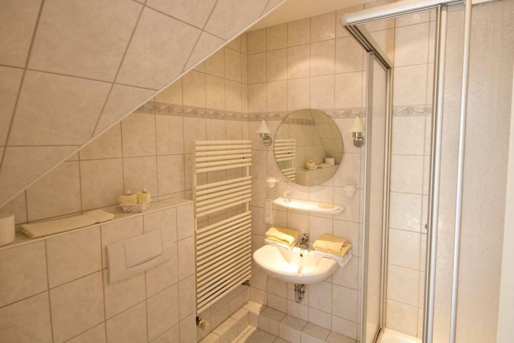 Kapitaenshaus " Passat " Apartment วิทท์ดุน ภายนอก รูปภาพ